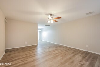 15248 N 36th St in Phoenix, AZ - Building Photo - Building Photo