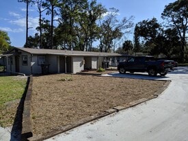 1565 Violet Ave in Titusville, FL - Building Photo