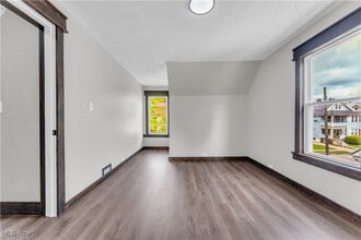 826 Rudyard Rd in Cleveland, OH - Foto de edificio - Building Photo