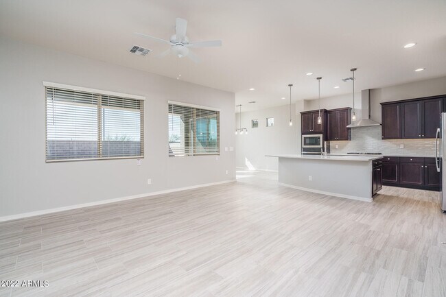 16081 W Electra Ln in Surprise, AZ - Building Photo - Building Photo