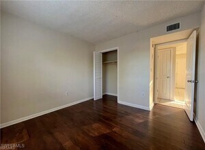 3325 Arpt Rd S in Naples, FL - Building Photo - Building Photo