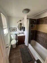 3511 W Dickens Ave, Unit 3 in Chicago, IL - Foto de edificio - Building Photo