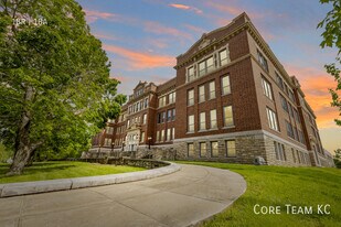 310 E 39th St in Kansas City, MO - Building Photo