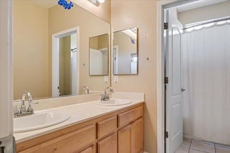 340 Promise Way in Hollister, CA - Building Photo - Building Photo