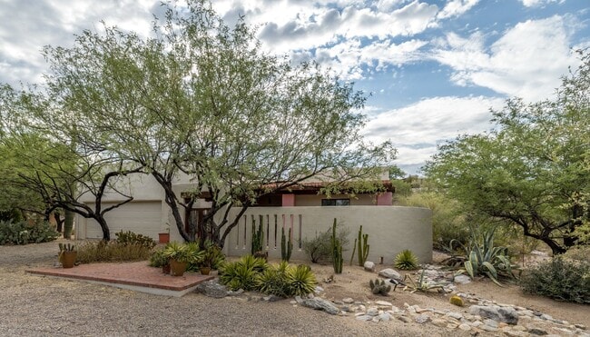 4125 E Bujia Segunda in Tucson, AZ - Building Photo - Building Photo