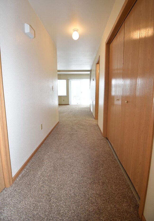 2451 Wheeler Dr in Bozeman, MT - Building Photo - Building Photo