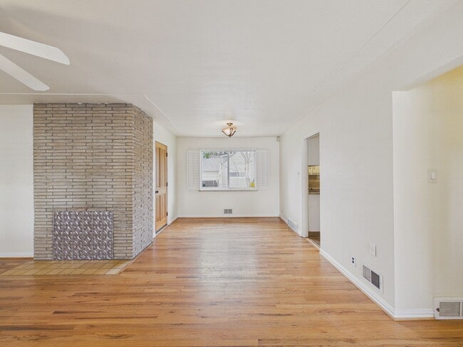 1695 E Cornell Ave in Denver, CO - Building Photo - Building Photo