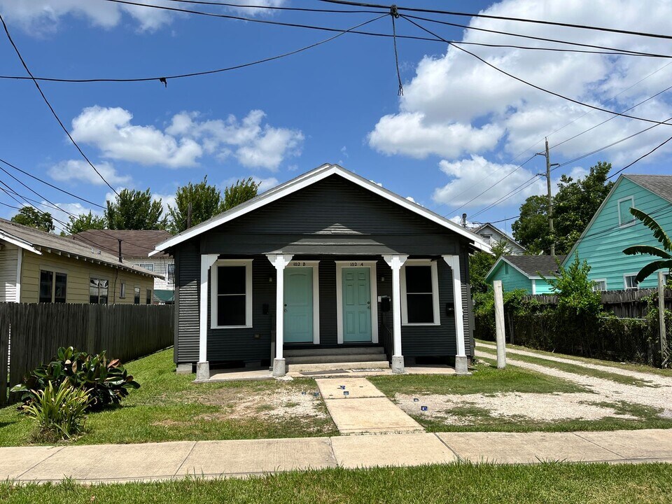 102 Stiles St in Houston, TX - Foto de edificio