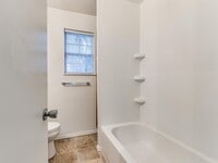 420 W Daws St photo'