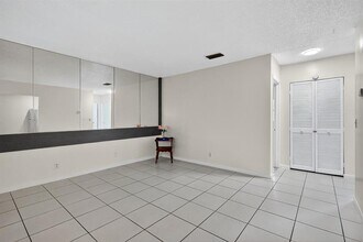 274 SW 9th St in Dania Beach, FL - Building Photo - Building Photo