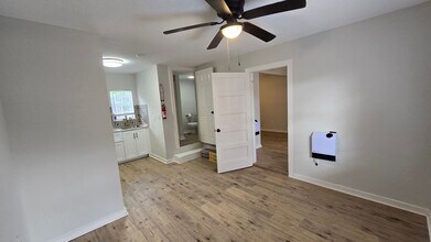 212 Placid Dr in San Antonio, TX - Building Photo - Building Photo