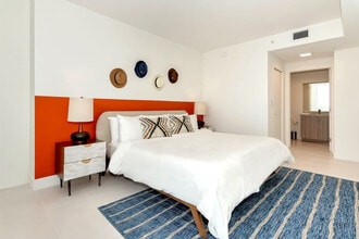 1710 SW 27th Ave in Miami, FL - Building Photo - Building Photo