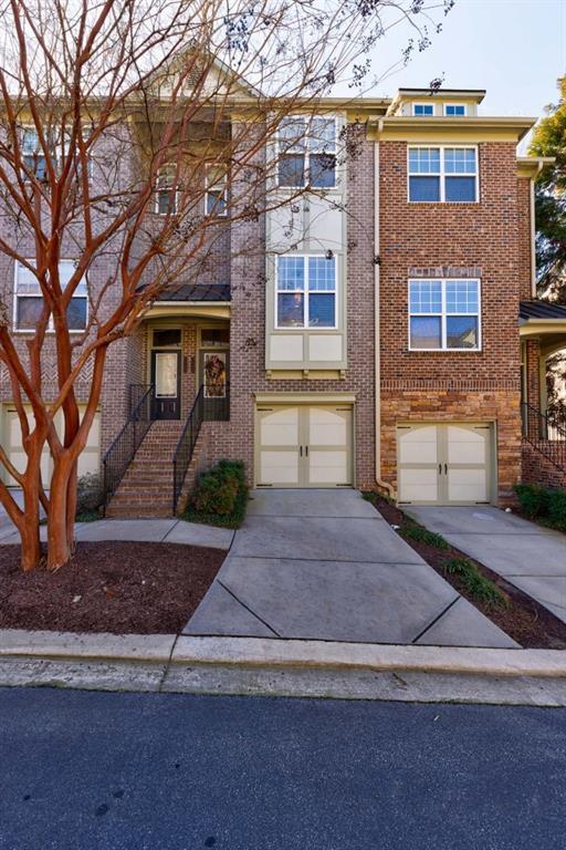 property at 2022 Cobblestone Cir NE