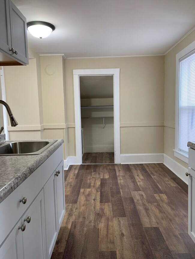 property at 981 Margaret St