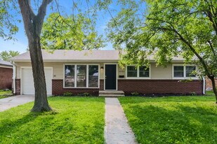 2406 N Auburn St in Indianapolis, IN - Building Photo