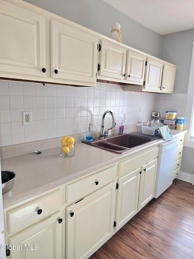 31 Terrace Ave in Albany, NY - Building Photo - Building Photo