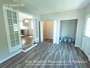 103 Bowen Dr in Hampton, VA - Building Photo - Building Photo