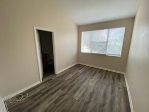 3855 74th Way N in St. Petersburg, FL - Building Photo - Building Photo