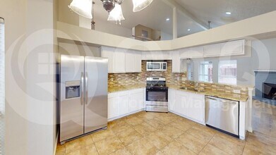 804 Squire Ct in Allen, TX - Foto de edificio - Building Photo
