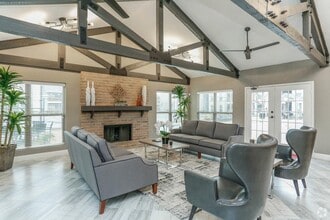 Commons at Westchase in Houston, TX - Building Photo - Building Photo