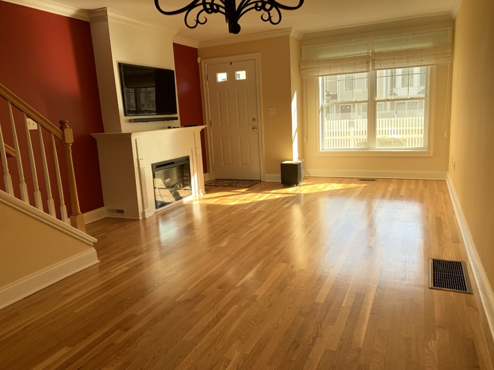 85 Camp Ave-Unit -11E in Stamford, CT - Building Photo