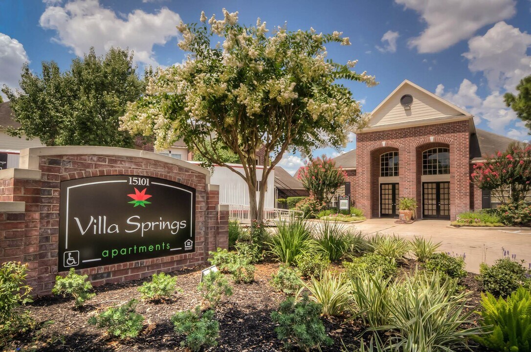 Villa Springs in Houston, TX - Foto de edificio