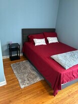 213 Knoll Dr in Vineland, NJ - Building Photo