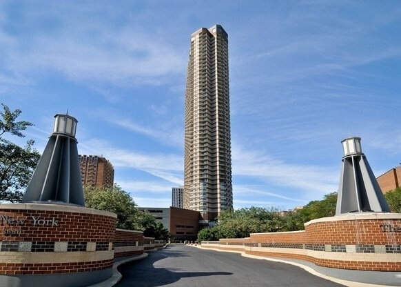 3660 N Lake Shore Dr, Unit 2008