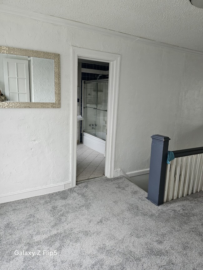 407 W Broad St in Palmyra, NJ - Foto de edificio - Building Photo