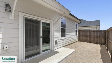 8220 Horseman Rd in Fort Worth, TX - Building Photo - Building Photo