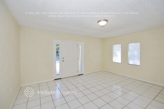 1333 Pleasantview Dr in Apopka, FL - Foto de edificio - Building Photo