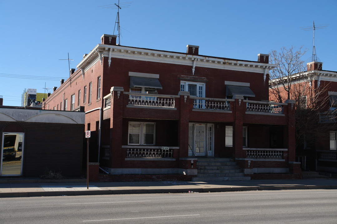 509 S Market St in Wichita, KS - Building Photo