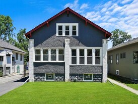 811 S 7th Ave in Maywood, IL - Building Photo