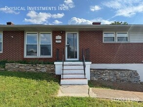 227 Maplelawn Ave NE in Roanoke, VA - Building Photo - Building Photo