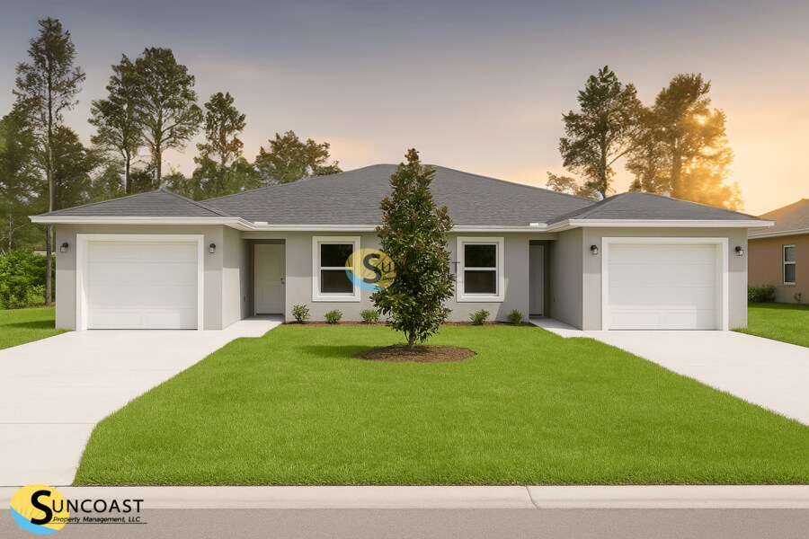 11 Regis Ln in Palm Coast, FL - Building Photo