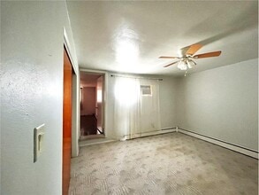 301 Martin Ave in Follansbee, WV - Building Photo - Building Photo