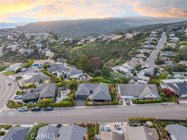 property at 3019 Cresta Way