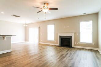 3600 Sunbright Ln in Raleigh, NC - Building Photo - Building Photo