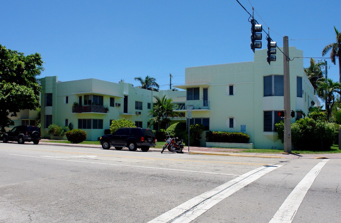 730-742 15th St in Miami Beach, FL - Foto de edificio