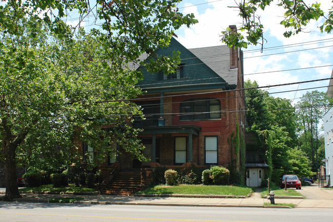 231 N Broadway in Lexington, KY - Foto de edificio - Building Photo