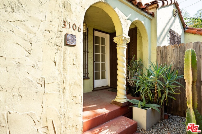 property at 3106 Silver Lake Blvd