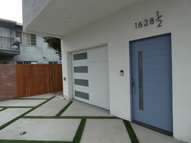 property at 1628 S La Brea Ave