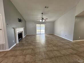 1519 Oakleigh Ct in Pensacola, FL - Building Photo - Building Photo