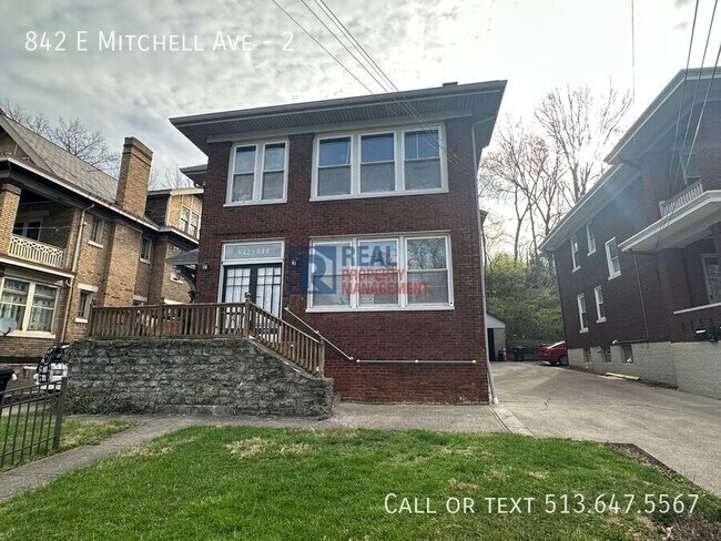 property at 842 E Mitchell Ave