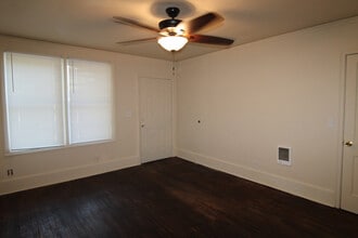 304 Loring Dr in Sumter, SC - Building Photo - Building Photo