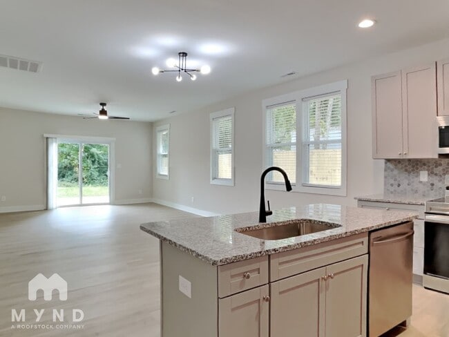 907 East St in Smithfield, NC - Building Photo - Building Photo