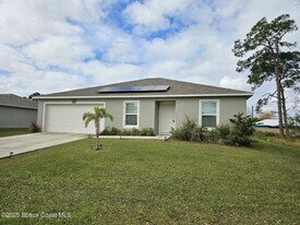 1390 Vander Ave SE in Palm Bay, FL - Building Photo