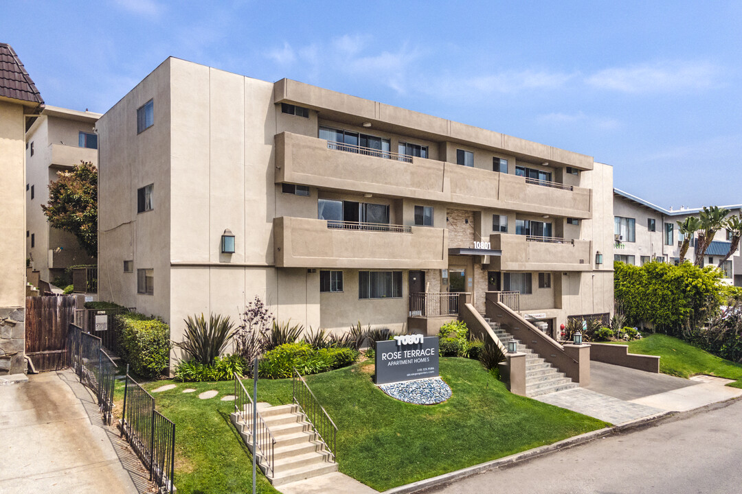 Rose Terrace Apartment Homes in Los Angeles, CA - Foto de edificio