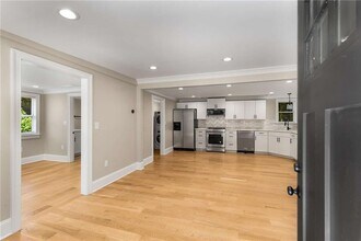 30 Pine Ridge Rd SE in Smyrna, GA - Building Photo - Building Photo