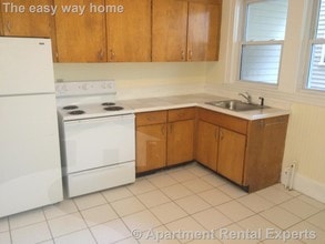 104 Summer St, Unit 1 in Somerville, MA - Building Photo - Building Photo